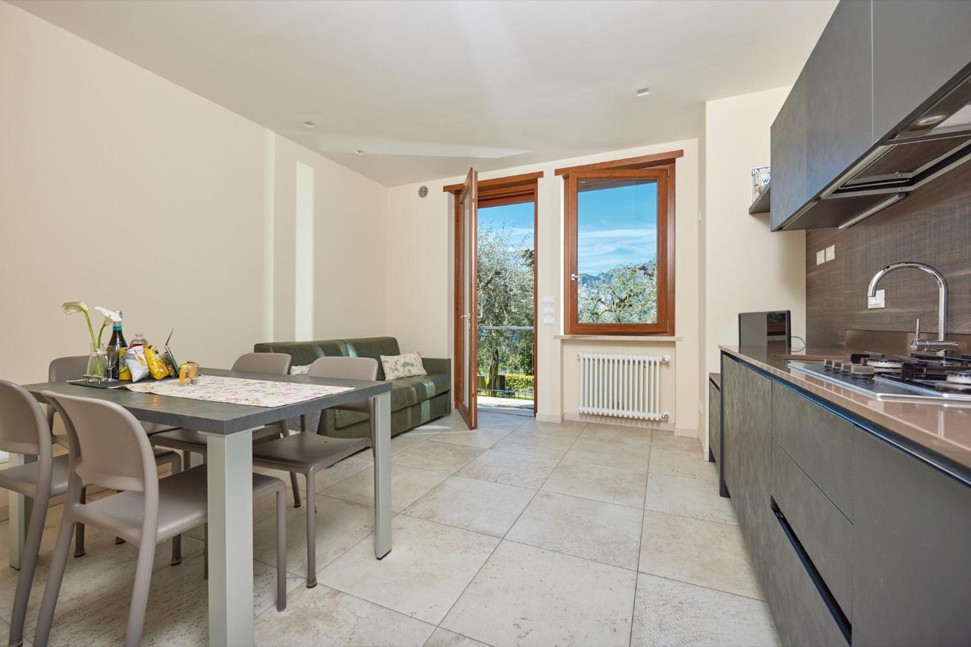 Callalillyjardin Malcesine Bagian luar foto